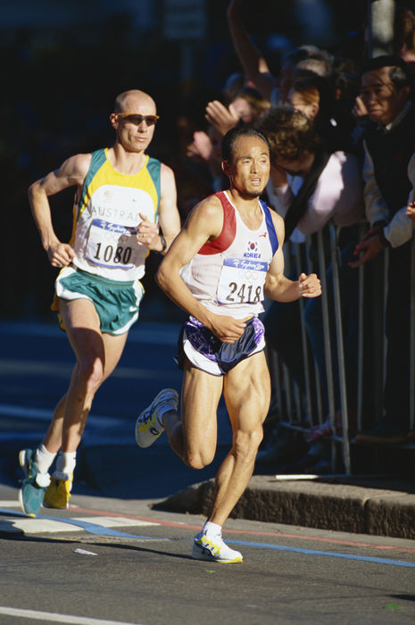 2000 Sydney Olympics Bongju Lee  KOR ,  OCTOBER 1, 2000   Marathon : Bongju Lee of South Korea runs during the Men s Marathon at the 2000 Sydney Olympic Games in Sydney, Australia.   Photo by Kazuya Gondo AFLO SPORT   1011 