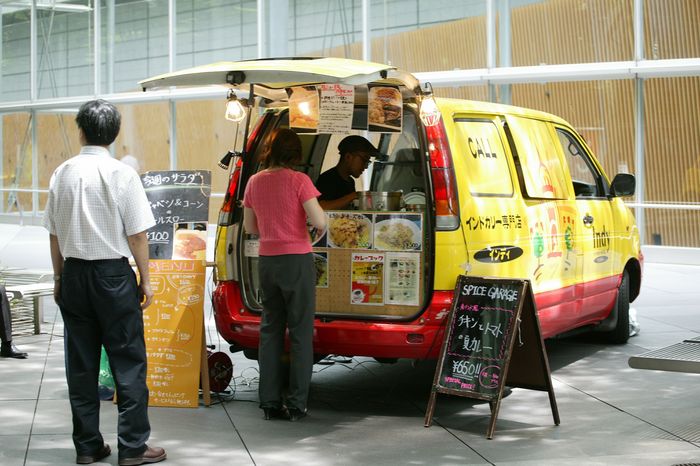 Portable Sale Car, Store of Indian Curry Rice
June 20, 2007 - News : during the Lunch Time in Yurakucho, Tokyo, Japan
Portable Sale Car, Store of Indian Curry Rice, June 20, 2007 - News : during the Lunch Time in Yurakucho, Tokyo, Japan.
(Photo by AFLO) [0911].