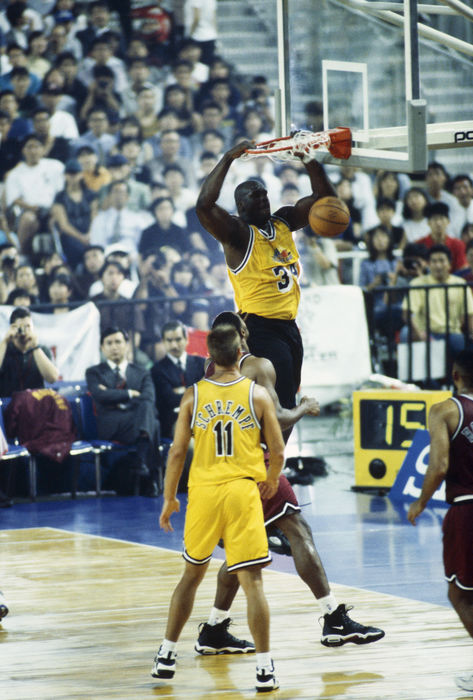 Shaquille O'Neal,
AUGUST 12, 1997 - NBA : Shaquille O'Neal #34 dunks during the NBA Super Games match at Tokyo Dome in Tokyo, Japan.
(Photo by Shinichi Yamada/AFLO) [0348]