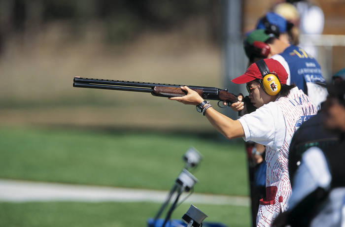2000 Sydney Olympics September 18, 2000   Shooting Clay: Taeko Takeba of Japan in action during the Women s Trap at the Sydney 2000 Olympic Games, Sydney Australia.  Photo by Koji Aoki AFLO SPORT   0008 