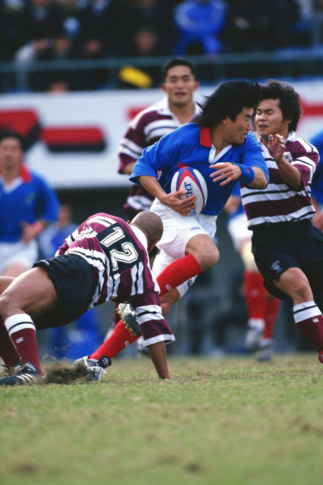 Tsutomu Matsuda (Toshiba Fuchu),.
NOVEMBER 29, 1998 - Rugby : Tsutomu Matsuda of Toshiba Fuchu in action during the 1998 East Japan Workers' Rugby League match between Toshiba Fuchu 26-33 Suntory in Japan.
(Photo by AFLO SPORT) [0006].