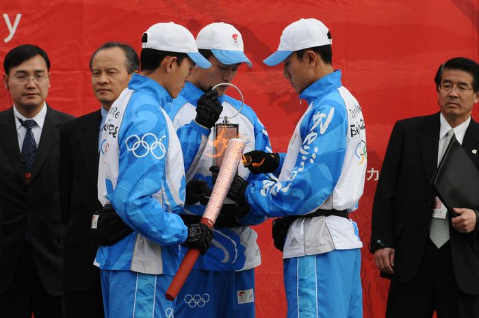 Beijing 2008 Olympic Games Preview Torch Relay Torch successfully relit, Beijing Olympic Torch relay in Nagano, APRIL 26, 2008   Olympic Preview : before the Beijing Olympic torch relay in Nagano, Japan.  Photo by Masakazu Watanabe AFLO SPORT   0005 .