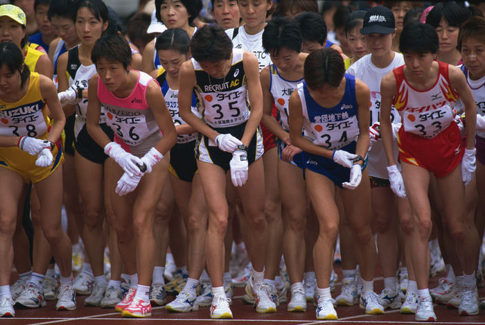 Harumi Hiroyama, Yuko Arimori, Kayoko Obata, Junko Asari (JPN),
JANUARY 30, 2000 - Marathon :
(L to R) Harumi Hiroyama #36, Yuko Arimori #35, Kayoko Obata #34 and Junko Asari #33 of Japan prepare for start before the Osaka International Women's Marathon at Nagai Stadium in Osaka, Japan.
 (Photo by Jun Tsukida/AFLO SPORT) [0003].