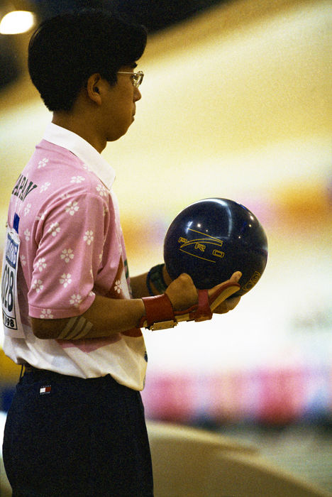 Osamu Hamada (JPN)
DECEMBER 10, 1998 - Bowling : Osamu Hamada of Japan in action during the Men's Bowling at the Asian Games 1998 in Bangkok, Thailand.
 (Photo by Jun Tsukida/AFLO SPORT) [0003].