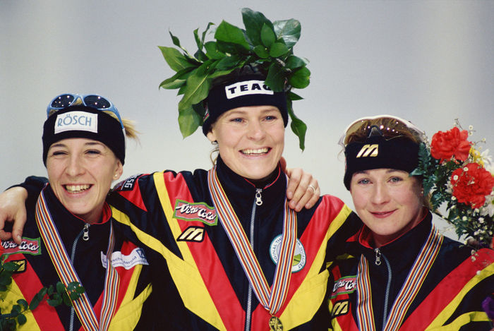 Gunda Niemann-Stirnemann (GER), Anni Friesinger (GER), Claudia Pechstein (GER),
MARCH 9, 2001 - Speed Skating : Gunda Niemann-Stirnemann (C, gold), Anni Friesinger (L, silver) and Claudia Pechstein (R, bronze) of Germany celebrate on the podium during the medal ceremony of the Women's 3000m at the 2001 ISU World Single Distances Speed Skating Championships in Salt Lake City, Utah, USA.
 (Photo by Jun Tsukida/AFLO SPORT) [0003]