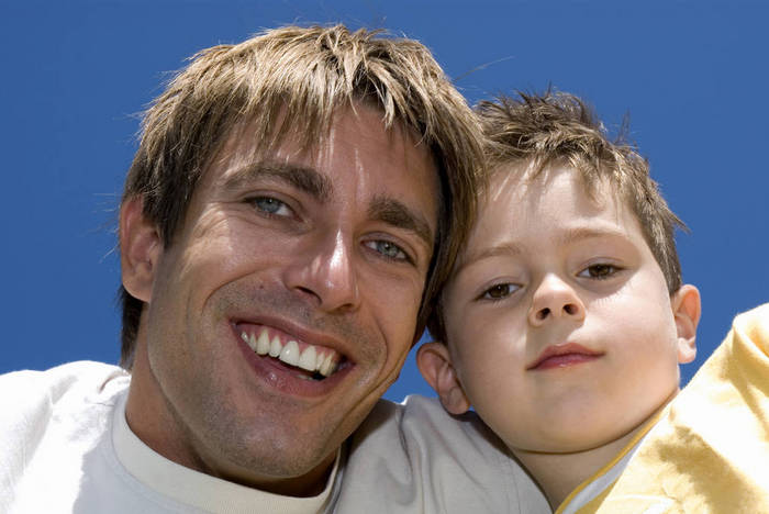 WESTF02252 Father and son  4 7 , portrait, close up