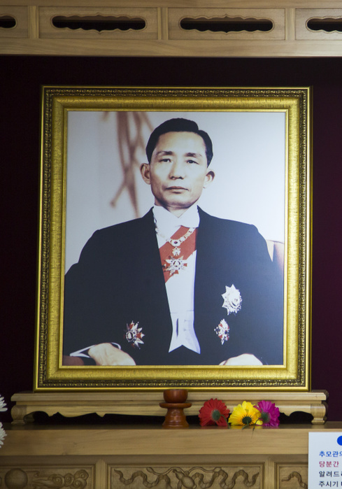 A portrait of late South Korean President Park Chung hee is displayed at his birthplace in Gumi Birthplace of Park Chung Hee, Mar 18, 2017 : A portrait of late South Korean President Park Chung hee is displayed at his birthplace in Gumi, about 201 km  125 miles  southeast of Seoul, South Korea. Park Chung hee is former military dictator who took power in a military coup in 1961 and ruled South Korea until his assassination in 1979. The late South Korean President was a lieutenant in the Japanese army during Japan s colonial rule over Korea and has been criticized widely when he imprisoned many pro democracy activists during his 18 year seizure of power for  modernisation  of the country. Park Chung hee is father of Park Geun hye who was South Korea s first democratically elected president to be ousted and has been named a criminal suspect for allegedly abusing her power and colluding with her longtime friend Choi Soon sil in extorting money from local conglomerates.  Photo by Lee Jae Won AFLO   SOUTH KOREA 