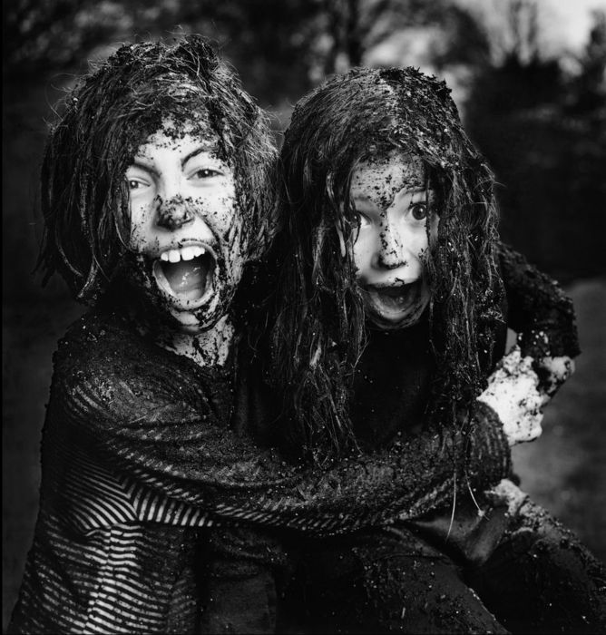 FL2661, NICK KELSH; Girls covered in mud