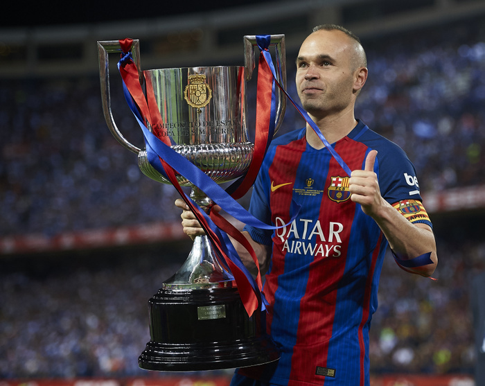 Barcelona wins the Spanish King s Cup for the third year in a row. Andres Iniesta  Barcelona , MAY 27, 2017   Football   Soccer : Andres Iniesta of Barcelona celebrates the victory with the trophy at the end of the Spanish Copa del Rey Final match between FC Barcelona 3 1 Deportivo Alaves at Vicente Calderon in Madrid, Spain.  Photo by Pablo Morano AFLO 