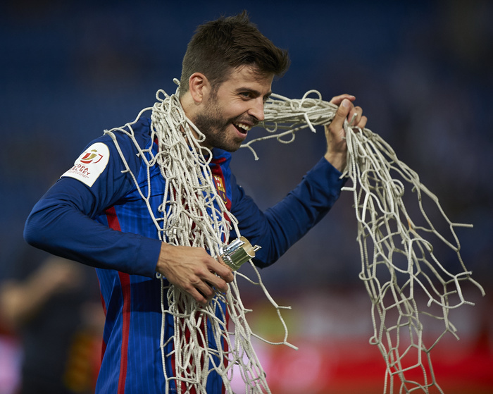 Barcelona wins the Spanish King s Cup for the third year in a row. Gerard Pique  Barcelona , MAY 27, 2017   Football   Soccer : Gerard Pique of Barcelona celebrates the victory at the end of the Spanish Copa del Rey Final match between FC Barcelona 3 1 Deportivo Alaves at Vicente Calderon in Madrid, Spain.  Photo by Pablo Morano AFLO 