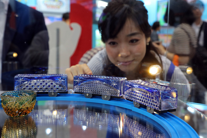 Tokyo Toy Show 2017: The Latest Toys in One Place June 1, 2017, Tokyo, Japan   Japan s toy maker Tomy displays the company s popular train toy Plarail made of cut glass masterpiece at the annual Tokyo Toy Show in Tokyo on Thursday, June 1, 2017. Tomy unveiled traditional craftworks for the toy train with cut glass, bamboo work and wooden mosaic.    Photo by Yoshio Tsunoda AFLO  LwX  ytd