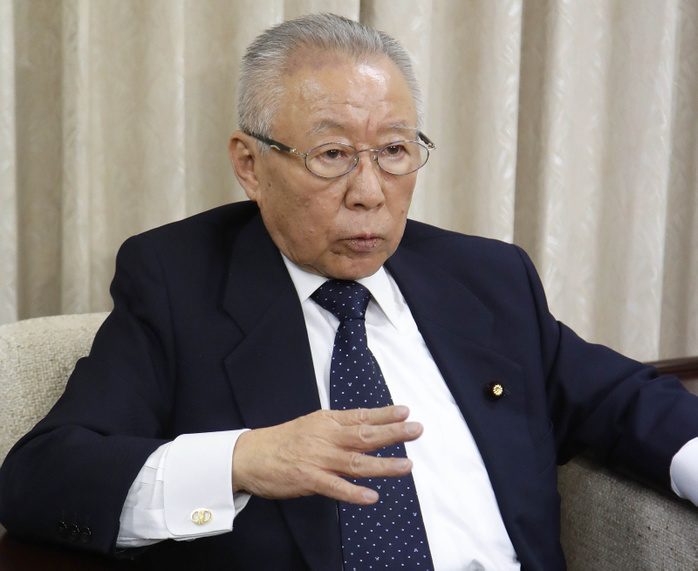 Sale of state owned land to Moritomo Gakuen Konoike explains exchange Former Minister of State for Disaster Prevention Shohatsu Konoike, who met with board chairman Yasunori Kagoike and his wife for about five minutes at his office in the House of Councilors building, and revealed that he received a petition from them.
