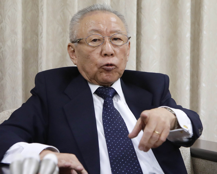 Sale of state owned land to Moritomo Gakuen Konoike explains exchange Former Minister of State for Disaster Prevention Shohatsu Konoike, who met with board chairman Yasunori Kagoike and his wife for about five minutes at his office in the House of Councilors building, and revealed that he received a petition from them.