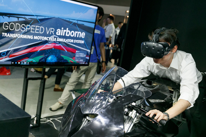 CONTENT TOKYO 2017 A visitor tries a virtual reality simulator GODSPEED VR airborne at CONTENT TOKYO 2017 at Tokyo Big Sight on June 28, 2017, Tokyo, Japan. New technologies such as Artificial Intelligence  AI , Virtual Reality  VR  and Augmented Reality  AR  are introduced during the three day trade show where 1760 exhibitors from the entertainment content industry will attend. Organizers expect that the event will draw some 63,000 visitors.  Photo by Rodrigo Reyes Marin AFLO 