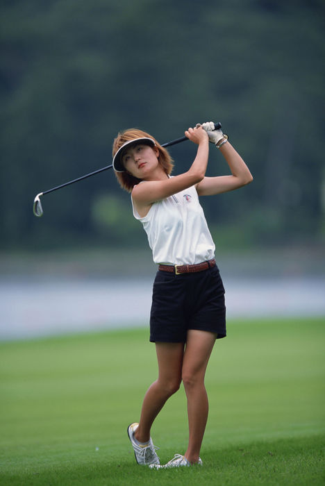 Yoshino Nakajima, June 2001 - Golf : during the 43th Japan Women's Amateur Championshiop at Ono CC in Hyogo, Japan. AFLO SPORT) [0005].