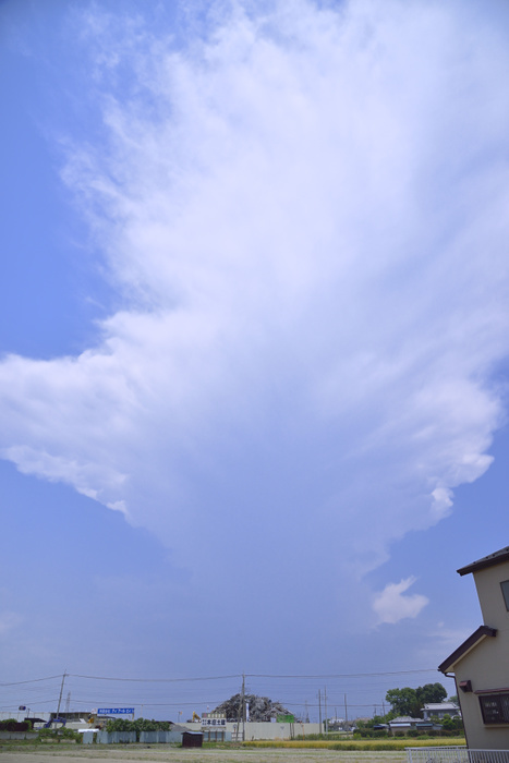 Saitama Prefecture Guerrilla rain clouds