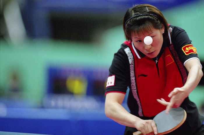 Chinese player (CHN),
APRIL 27, 2001 - Table Tennis : Chinese player in action during the Women's Team competition at the 2001 World Table Tennis Championships in Osaka, Japan.
(Photo by AFLO SPORT) [0006]