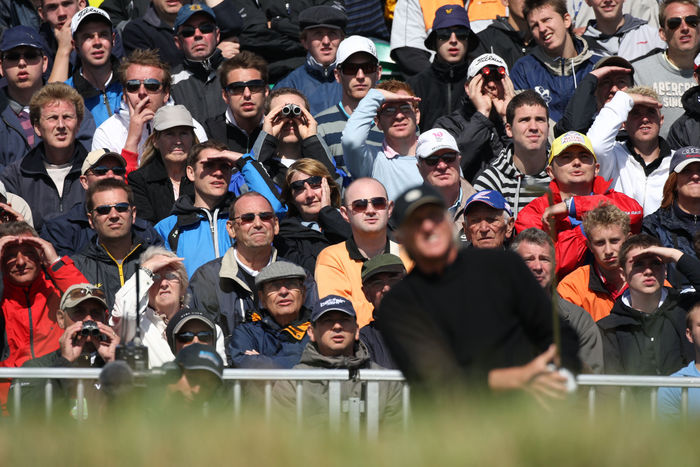 2008 British Open   Final Day Follow Norman s Tee Shots Gallery in the stands Golf fans, JULY 20, 2008   Golf : Golf fans watches Greg Norman  39 s tee shot during the final round of the 137th Open Championship on July 20, 2008 at Royal Birkdale Golf Club, Southport, England.  Photo by Koji Aoki AFLO SPORT   0008 