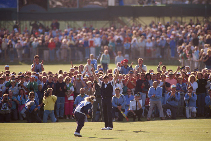 1990 British Open Nick Faldo Winning pose after winning the championship Nick Faldo, July 22, 1990   Golf : celebrates during the British Open Golf Tournament held at St Andrews, Scotland,  Photo by Koji Aoki AFLO SPORT   0008 