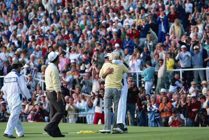 1986 British Open   Final Day Greg Norman hugs his caddie after winning. Tsuneyuki Nakajima watches on  L to R  Tsuneyuki Nakajima, Greg Norman, July 20, 1986   Golf : celebrates during the final round of the 1986 British Open Golf Championship held on July 20, 1986 at Turnberry, in Ayrshire, Scotland.  Photo by Koji Aoki AFLO SPORT   0008 .