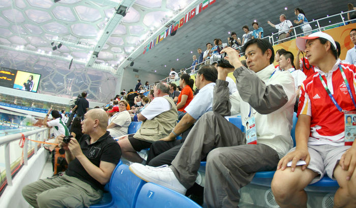 Andy Lau and the Paralympic Games in Beijing Andy Lau, Sep 09, 2008 : Andy Lau and the Paralympic Games in Beijing. Andy Lau not only watches the swimming matches,he also watches competions in the National Stadium,which is know as Bird s Nest. September 9,2008.Beijing.CHINA OUT TPGNEWS 2008.09.09  Photo by Top Photo AFLO   2169 .