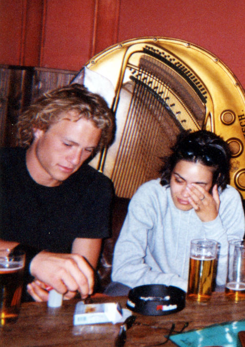 Heath Ledger and Shannyn Sossamon at Marquis de Sade Bar in Prague 2000 Heath Ledger, Shannyn Sossamon, 2000 : Australian Actor Heath Ledger with his  A Knight s Tale  Movie co star American Actress, Shannyn Sossamon, at Marquis de Sade Bar in Prague, Czech Republic on the Summer of 2000.Sources tell us that when they were filming this film in Prague they got very close and hang out at this bar everyday and night.Take a look at photos  2, he is preparing to make a joint, the marijuana was delivered to him in a 35mm film capsule by a drug dealer, the source says..One photo  1 he is hanging out with Shannyn Sossamon at night and Photo 2 is the next day in the morning at the same bar.  Photo by Celebrity Vibe AFLO   2361 