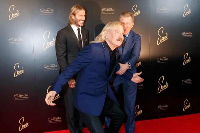 David Beckham in Japan to promote casino industry as government looks to establish integrated resorts  L to R  English former professional soccer star David Beckham, American singer Joe Walsh and Las Vegas Sands President and COO Robert G. Goldstein, pose for the cameras during a photo call for Las Vegas Sands Corp. on October 4, 2017, Tokyo, Japan. Beckham, who acts as Sands  global ambassador, attended a reception event after appearing in a panel session to discuss the potential for integrated resorts in Japan at the Palace Hotel in Tokyo. Casino gambling was legalized at the end of December 2016 and the government is looking to establish special integrated resorts as a way of stimulating economic growth.  Photo by Rodrigo Reyes Marin AFLO 