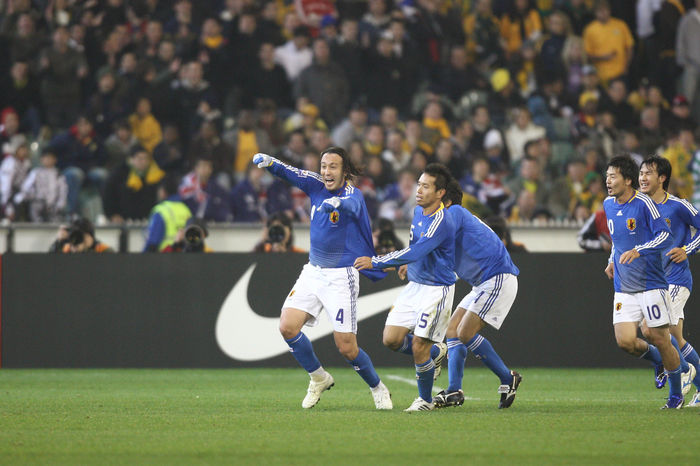 2010 FIFA World Cup Asia Final Qualifying Round Tulio scored the first goal Tulio Tanaka: Melbourne, Australia, June 17, 2009   Jubilant Marcus Tulio Tanaka, left, of Japan celebrates his header that gave Japan a 1 0 lead in the Undefeated Australia came from behind in the second half and edged Japan 2 1. Japan and Australia qualified for next year  39 s World Cup, joining host South Africa in the 32 nation field. AFLO SPORT   1040 .