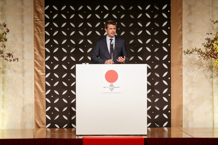 Danish Royal visit to Japan 2017 His Royal Highness the Crown Prince Frederik Andre Henrik Christian speaks during a business seminar at Hotel Gajoen Tokyo on October 11, 2017, Tokyo, Japan. The Danish Crown Prince Couple hope to cement business relationships between Japan and Denmark during their visit celebrating 150 years of Diplomatic relations between the two countries.  Photo by Rodrigo Reyes Marin AFLO 