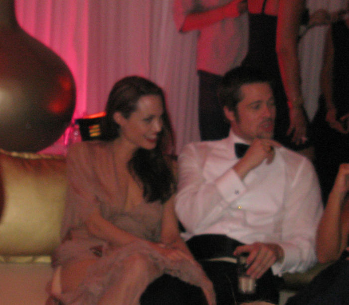 62nd Cannes International Film Festival  2009  Angelina Jolie and Brad Pitt, May 20, 2009 : Inglourious Basterds Post Premiere Party. Baoli Beach. 2009 Cannes Film Festival. May 20, 2009. Photo by Celebrity Vibe AFLO   2361 .