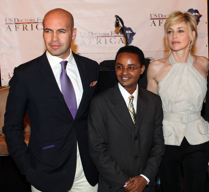 Billy Zane and Ted Alemayhu and Sharon Stone, Apr 16, 2009 : African First Ladies Health Summit Press Conference. US Doctors For AFRICA. Beverly Hilton Hotel. Beverly Hills, CA, USA. Thursday, April 16, 2009. (Photo by Celebrity Vibe/AFLO) [2361]