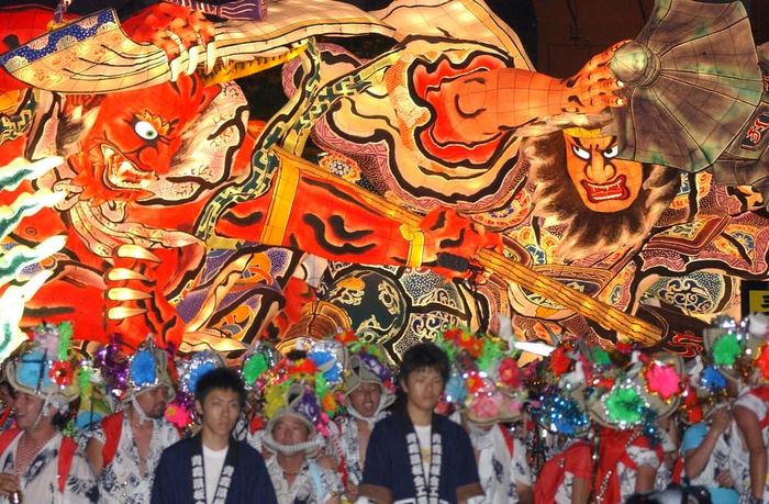 Aomori Nebuta Festival begins with magnificent floats shining in the night sky, (Photo by Mainichi Newspaper/AFLO) [2400].