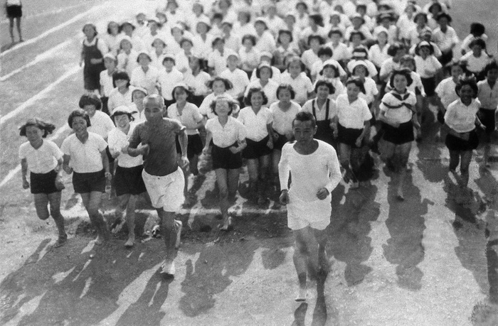 Kinturi Shizo Shizo Kanaguri  JPN , JULY, 1943   Marathon : Shizo Kanaguri, marathon king, training with Shizo Kanaguri, marathon runner, at the 5th Stockholm Olympics, S18, July 1943.