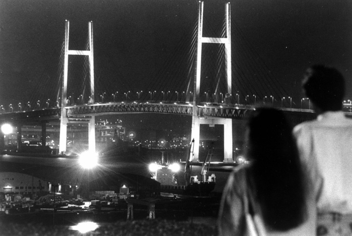 Yokohama Bay Bridge opens to traffic  October 9, 1989  Yokohama Bay Bridge illuminated by lights  photo taken October 09, 1989, Yokohama, Kanagawa