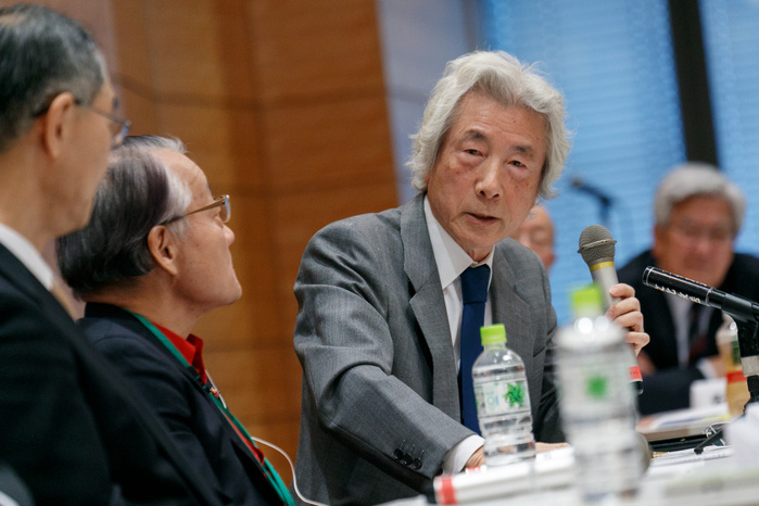Former PM Koizumi throws support behind no nukes organization Former Prime Minister Junichiro Koizumi speaks during a news conference on January 10, 2018, Tokyo, Japan. Koizumi alongside other members of the private organization Genpatsu Zero Shizen Energy Suishin Renmei, announced their proposal to reduce to zero the amount of nuclear energy consumed in Japan. The announcement comes after Yukio Edano, head of the main opposition Constitutional Democratic Party of Japan, announced on January 3rd his own plans to present a bill to parliament to reduce reliance on nuclear energy.  Photo by Rodrigo Reyes Marin AFLO 