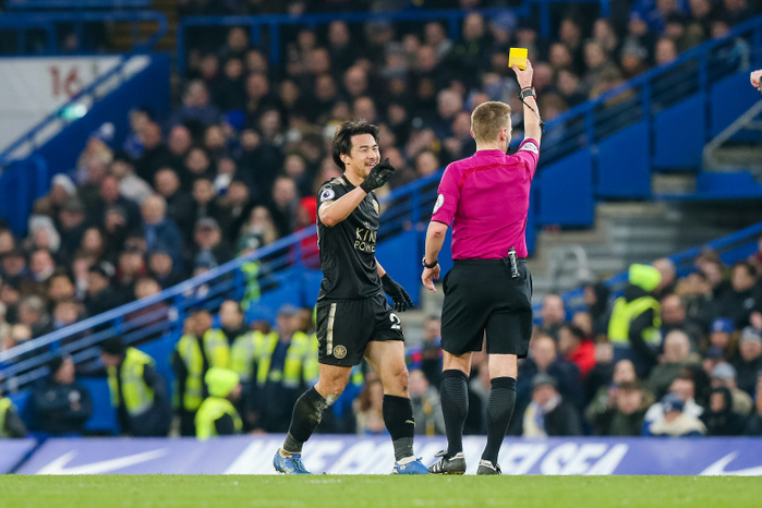 Premier League Shinji Okazaki  Leicester , JANUARY 13, 2018   Football   Soccer : Shinji Okazaki of Leicester City reacts as referee Michael Jones gives him a yellow card during the Premier League match between Chelsea and Leicester City at Stamford Bridge in London, England.  UK OUT   Photo by AFLO  