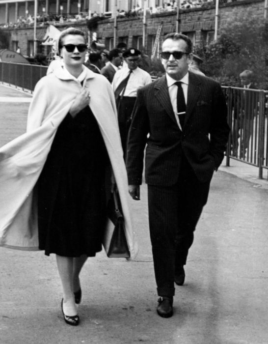 Rainier III. of Monaco and Grace Kelly, UNDATED :  Bag Hermes. (Photo by AFLO) [3046]