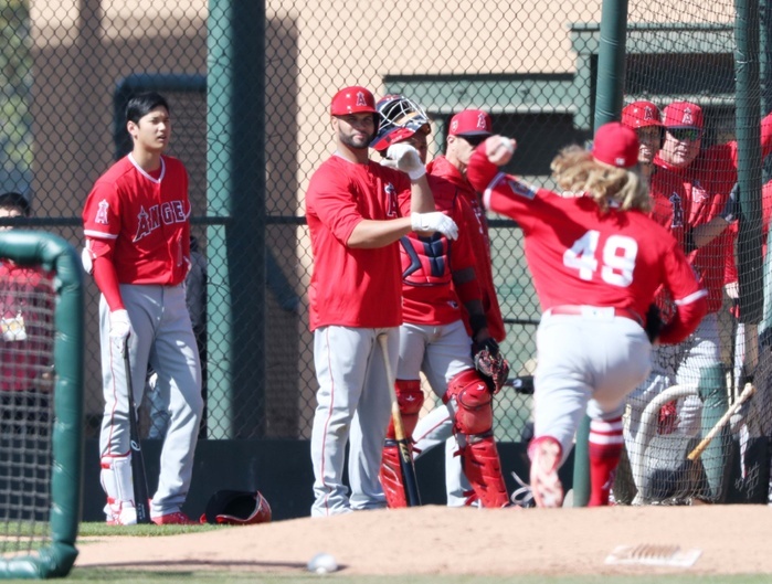 2018 MLB Camp Shohei Ohtani, Angels. No bullpen today, batting practice with the same group as Puhols   