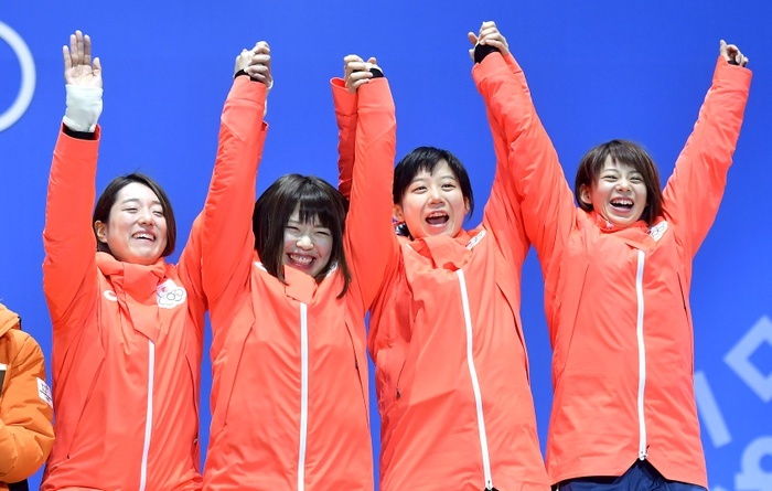 2018 PyeongChang Olympics Speed Skating Women s Team Pursuit Awards Ceremony Japan Wins Gold  L to R  Ayaka Kikuchi, Ayano Sato Ayano Sato, Ayano Sato Miho Takagi, Nana Takagi  JPN , Nana Takagi  JPN  FEBRUARY 22, 2018   Speed Skating :. Women s Team Pursuit Medal Ceremony at PyeongChang Medals Plaza during the PyeongChang 2018 Olympic Winter Games in Pyeongchang, South Korea.  Photo by AFLO 