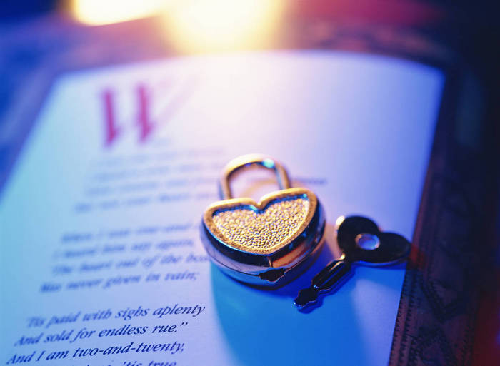 Study Heart-shaped key
