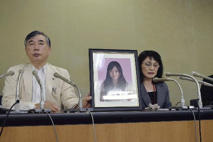 New female employee at Dentsu commits suicide. Ms. Yukimi  right , mother of Matsuri Takahashi, at a press conference in Kasumigaseki, Tokyo. Ms. Yukimi Takahashi s mother, Yukimi  right , and her lawyer, Kawato, at a press conference on the suicide of Matsuri Takahashi in Tokyo in October of last year.