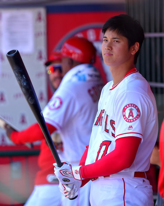 2018 MLB Los Angeles Angels designated hitter Shohei Ohtani prepares for an at bat in the dugout during the Major League Baseball game against the San Francisco Giants at Angel Stadium in Anaheim, California, United States, April 22, 2018.  Photo by AFLO 