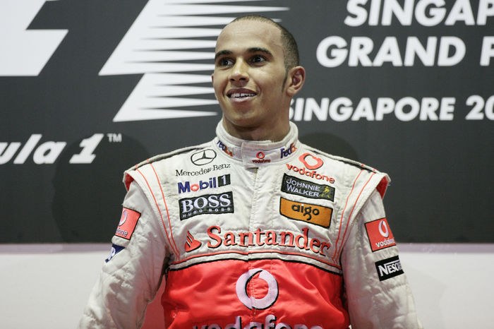 Singapore GP Hamilton s 2nd win of the season  Lewis Hamilton  McLaren , SEPTEMBER 27, 2009   F1 : Lewis Hamilton of Great Britain and McLaren Mercedes celebrates on the podium after winning the Singapore Formula One Grand Prix at the Marina Bay Street Circuit in Singapore.  Photo by AFLO   0906      Local Caption         www.hoch zwei.net     copyright: HOCH ZWEI   Michael Kunkel    