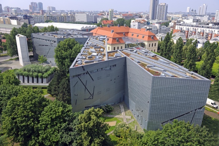 Jewish Museum Berlin Jewish Museum, new building by Daniel Libeskind, Berlin, Germany, Europe