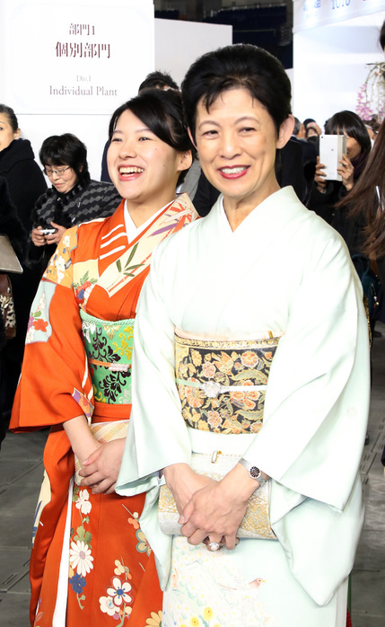 Princess Ayako to become engaged  February 2018 document photo  February 16, 2018, Tokyo, Japan   This picture taken on February 16, 2018 shows Japan s Princess Ayako  L , the third daughter of late Prince Takamado and her mother Princess Takamado at the Japan Grand Prix International Orchid Festival at the Tokyo Dome stadium in Tokyo. Princess AyakoPrincess Ayako will marry a businessman of Japan s shipping company Nippon Yusen, NYK Line in October, the Imperial Household Agency announced on June 26, 2018.        Photo by Yoshio Tsunoda AFLO  LWX  ytd 