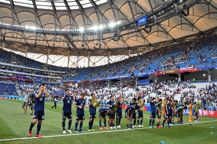 2018 FIFA World Cup Japan Finishes 2nd in Group and Advances to Last 16 Players applaud the fans after the FIFA World Cup Russia 2018 Group H match between Japan 0 1 Poland at Volgograd Arena in Volgograd, Russia, June 28, 2018.  Photo by JFA AFLO 