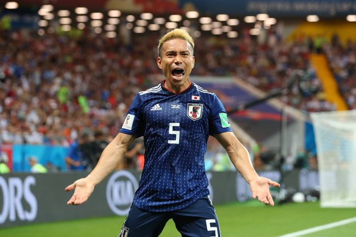 Nagatomo stirring up supporters in the first round of the 2018 FIFA World Cup finals Yuto Nagatomo  JPN  JULY 2, 2018   Football   Soccer :. FIFA World Cup Russia 2018 round of 16 match between Belgium 3 2 Japan at Rostov Arena, Rostov On Don, Russia.  Photo by Yohei Osada AFLO SPORT 