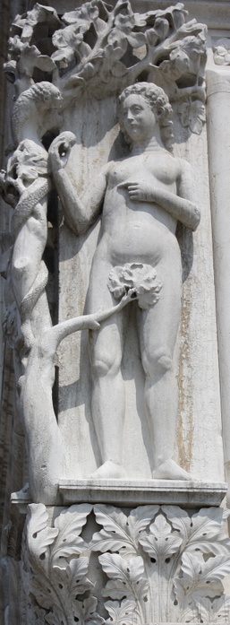Relief on the corner of the doge's palace. This particular piece shows Eve taking the apple from the sacred tree.