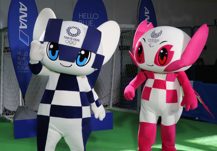 Tokyo 2020 Olympic and Paralympic Games Two Years Before the Opening of the Games August 19, 2018, Tokyo, Japan   Tokyo 2020 Olympics and Paralympics mascots Miraitowa  L  and Someity  R  attend an event two years before of the Tokyo 2020 Paralympics at the Haneda airport in Tokyo on Sunday, August 19, 2018. All Nippon Airways  ANA  will support the Tokyo 2020 Olympic and Paralympic Games and demonstrated the blind football for the toursist at the airport.             Photo by Yoshio Tsunoda AFLO  LWX  ytd  