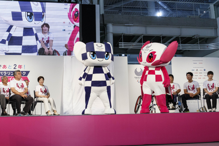 Tokyo 2020 Paralympics 2 years before the opening of the games  L to R  Tokyo 2020 Games mascots Miraitowa and Someity, attend a Tokyo 2020, 2 Years to Go  countdown event at the MegaWeb complex on August 25, 2018, Tokyo, Japan. Japanese athletes, celebrities and officials attended the event marking the start of the 2 year countdown to the 2020 Tokyo Paralympic Games.  Photo by Rodrigo Reyes Marin AFLO 